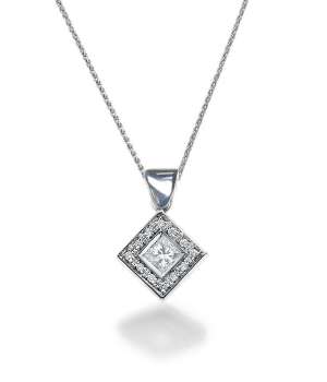 Princess Halo Diamonds Pendant